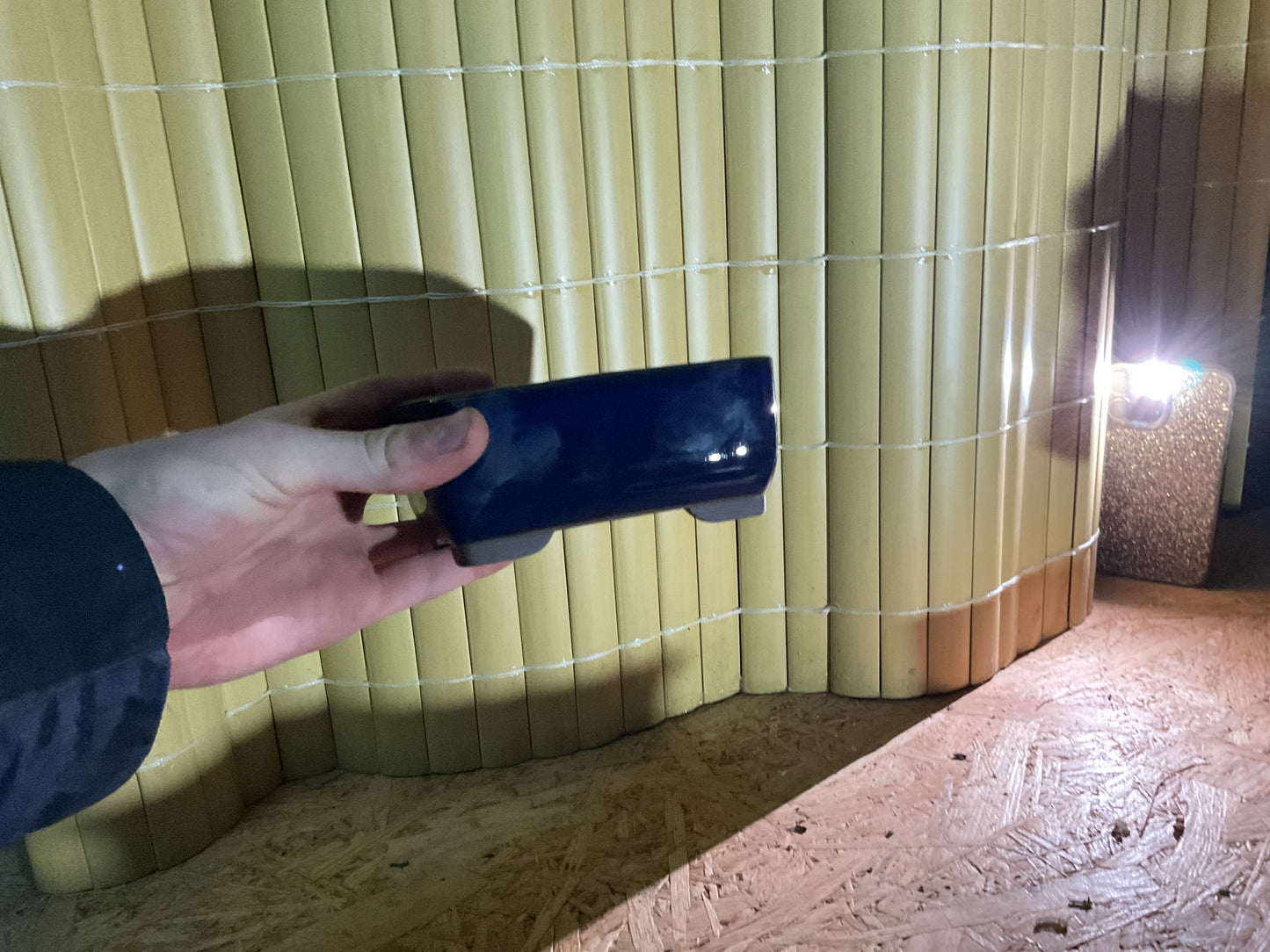 Pot rectangulaire bleu