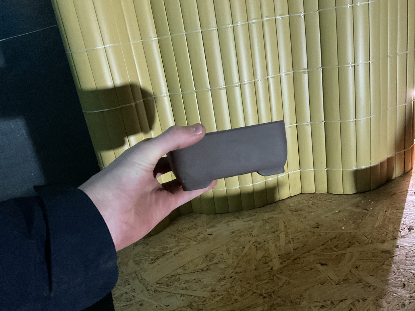 Pot rectangulaire brut